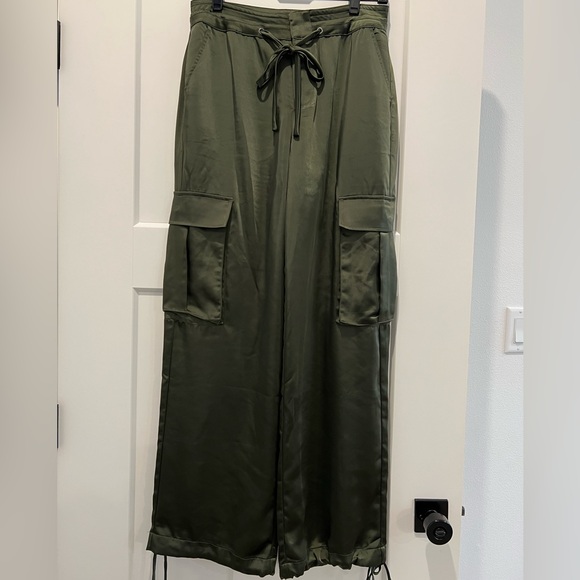 Sanctuary Dark Olive Cargo Joggers - Picture 3 of 3